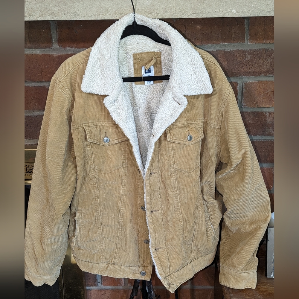 Vintage Gap men's corduroy lined jacket